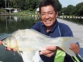 秋の管理池・ダンゴの底釣り.jpg